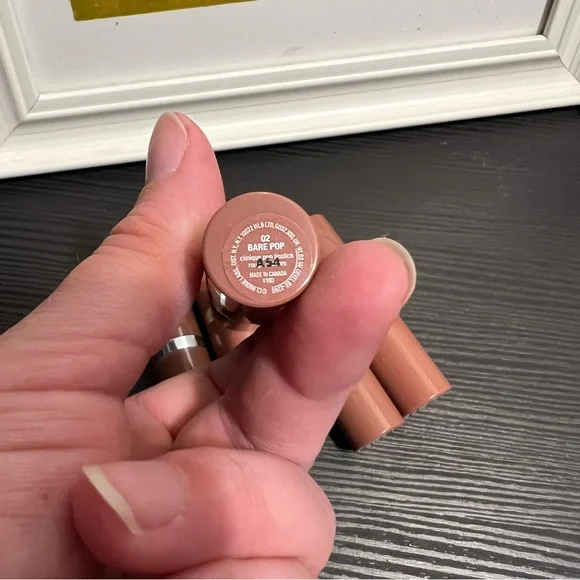 Clinique Full Size Lipstick - Bare Pop. Set of 5 - Picture 4 of 5